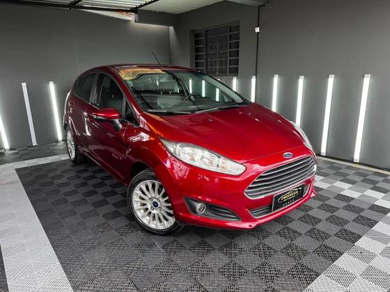 FORD FIESTA 1.6 SE HATCH 16V FLEX 4P POWERSHIFT